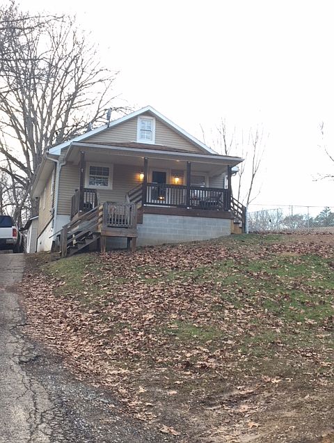 1st image of 1520 Pike St