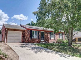 630 Wilson Sq, Elberfeld, IN 47613