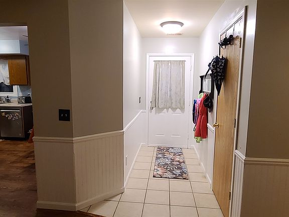 3rd image of 506 Willowood Dr
