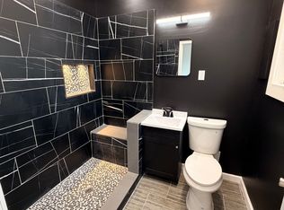 4 S Jardin St #2, Shenandoah, PA 17976