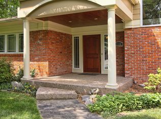 2104 Glen Cove Way, Louisville, KY 40207