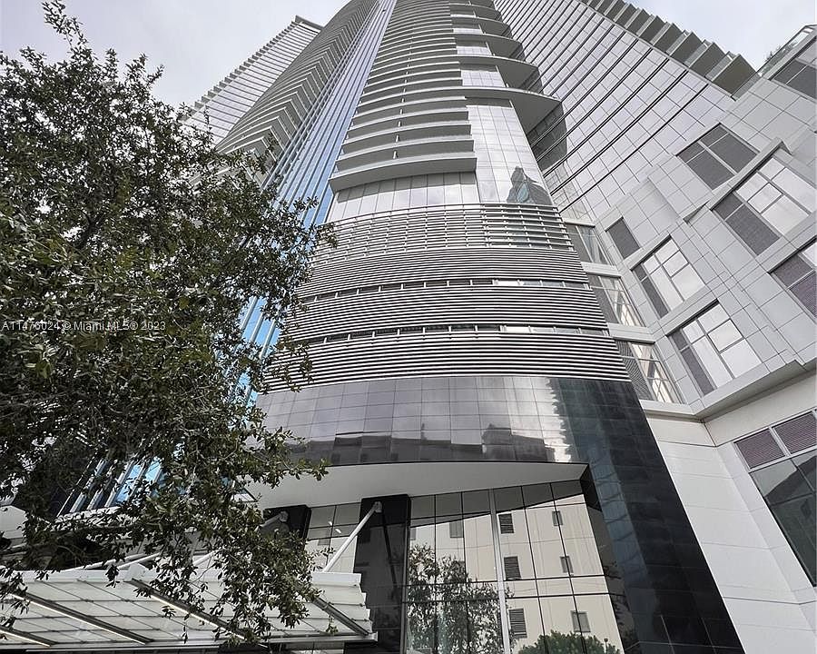 1st image of 851 NE 1st Ave Unit 2309