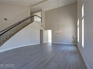 8517 Arco Iris Ln, Las Vegas, NV 89128