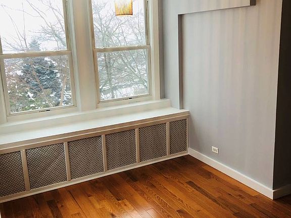 2nd image of 82 Fairview Pl Floor 1-3