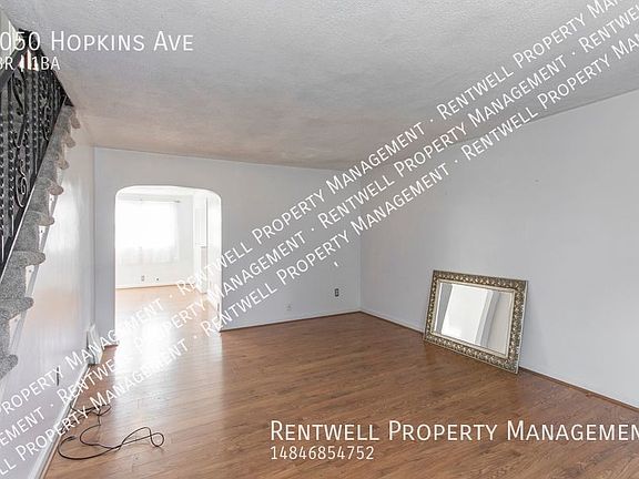 4th image of 1050 Hopkins Ave