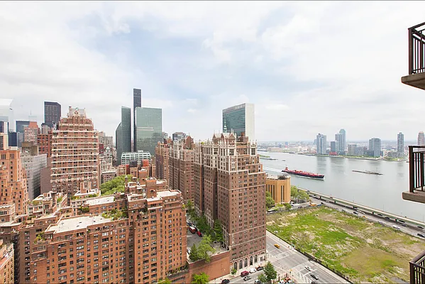 Rented by Mirador Real Estate | media 20