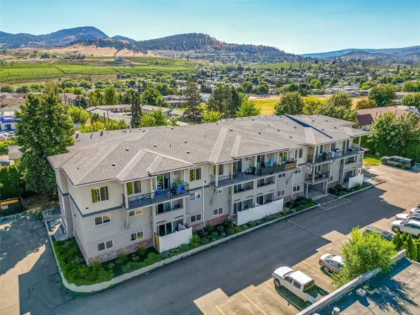 205 Highway 33 E, Kelowna, BC V1P 1H3