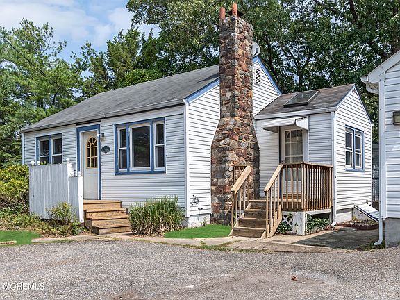 2nd image of 527 Garfield Avenue