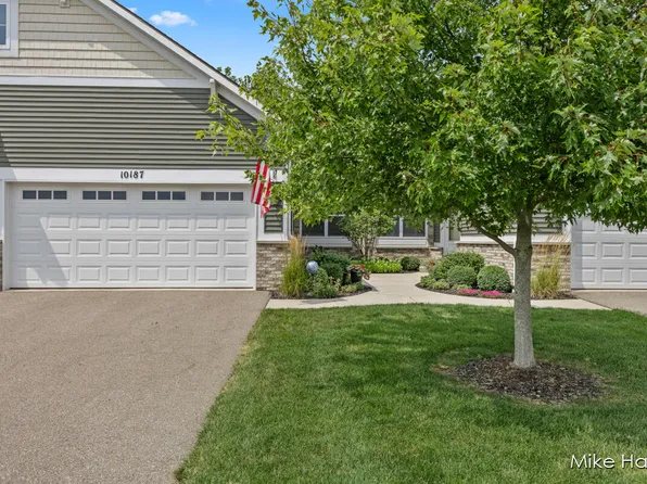 10187 E Crossroads Cir SE, Caledonia, MI 49316