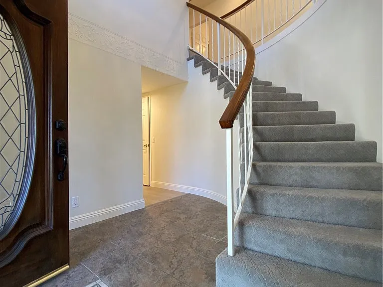 2072 Maverick Cir — Photo 3