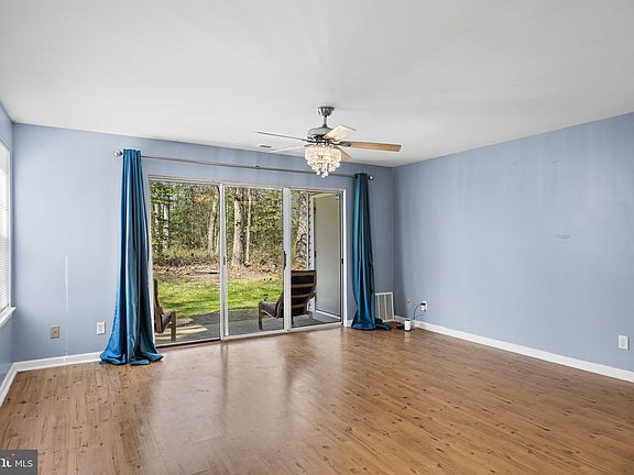 3rd image of 703 Quail Rd