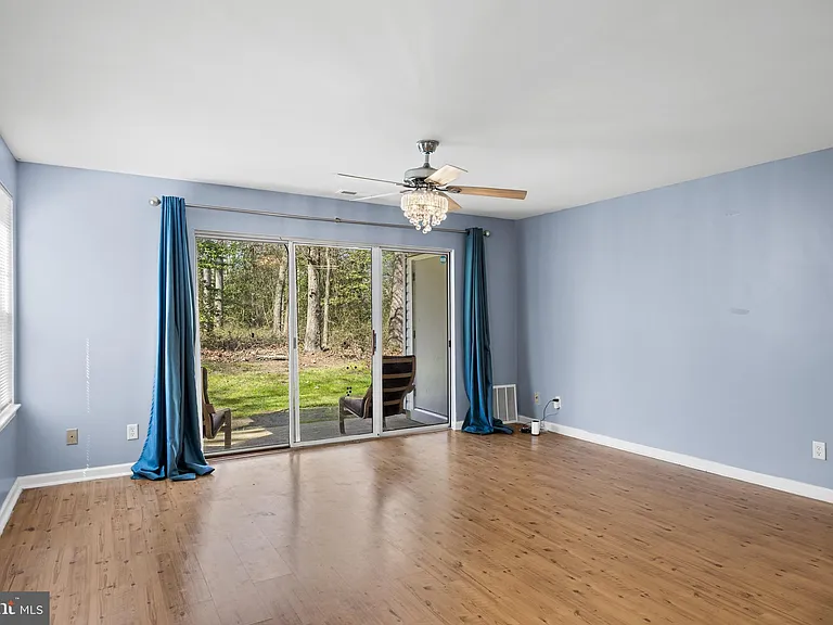 703 Quail Rd — Photo 3