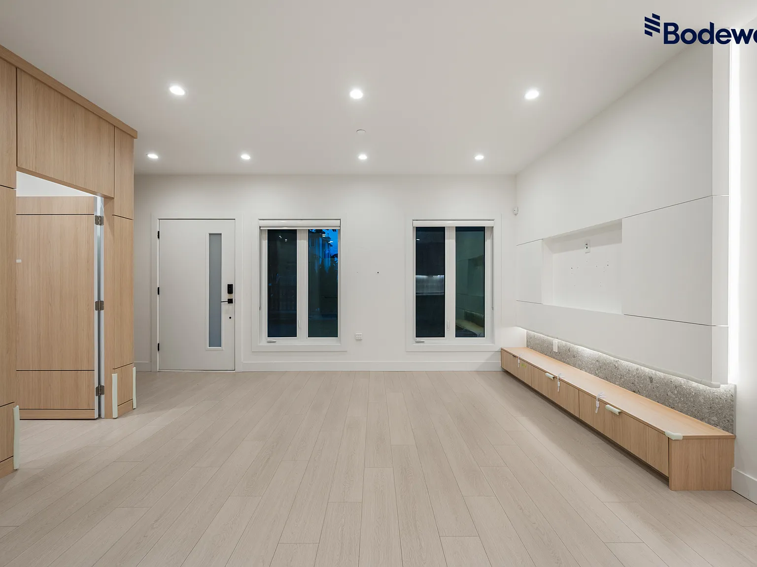 Graveley Street Duplex — Photo 3