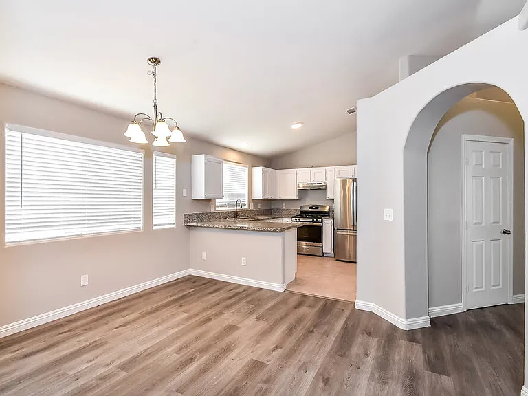 3921 Marble Mountain St — Photo 6