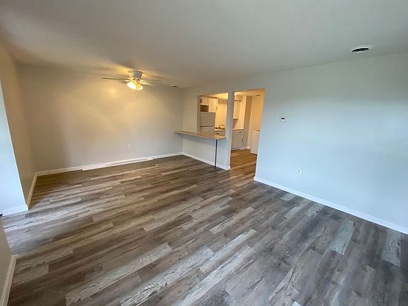 4th image of 521 Ohio River Blvd #102