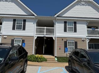 168 Brandy Mill Cir UNIT B, High Ridge, MO 63049