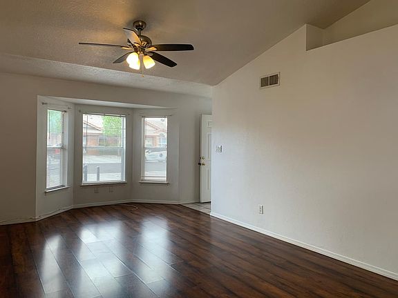 3rd image of 5340 Gold Rush Dr NW
