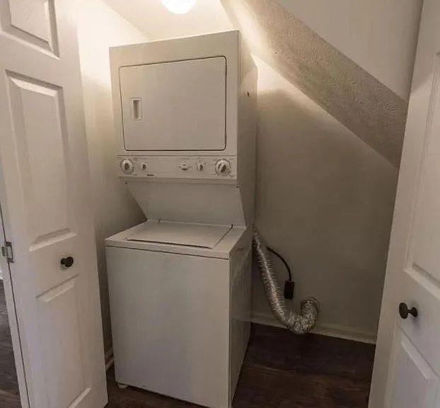 1028 Chinook St — Photo 16