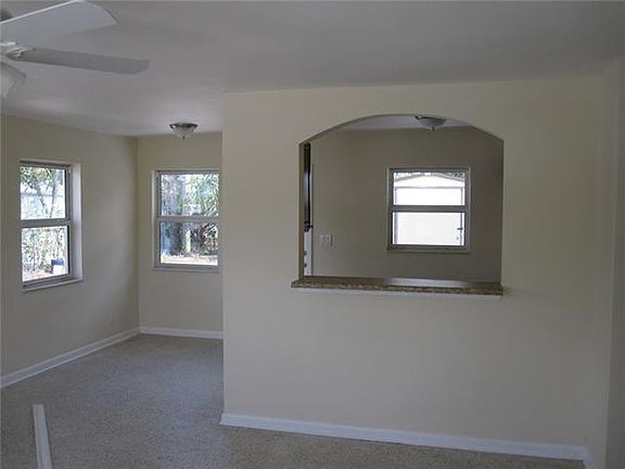 3rd image of 916 S 13th