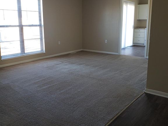 2nd image of 13907 Grandboro Ln APT 78