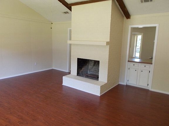 5th image of 115 Linda Dr