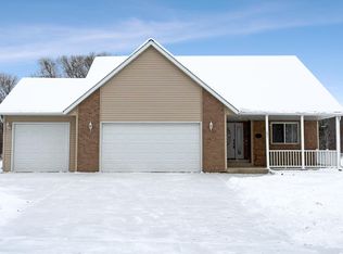 1811 Summer Ln NE, Alexandria, MN 56308