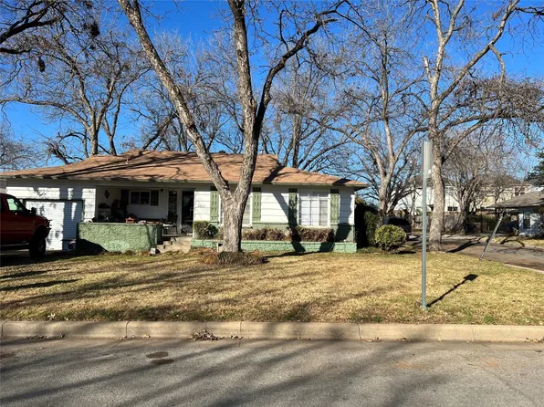 6200 Sundown Dr, Fort Worth, TX 76114