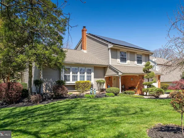 928 Doncaster Dr, West Deptford, NJ 08066