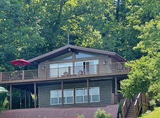 156 Forest View Rd, Dahinda, IL 61428