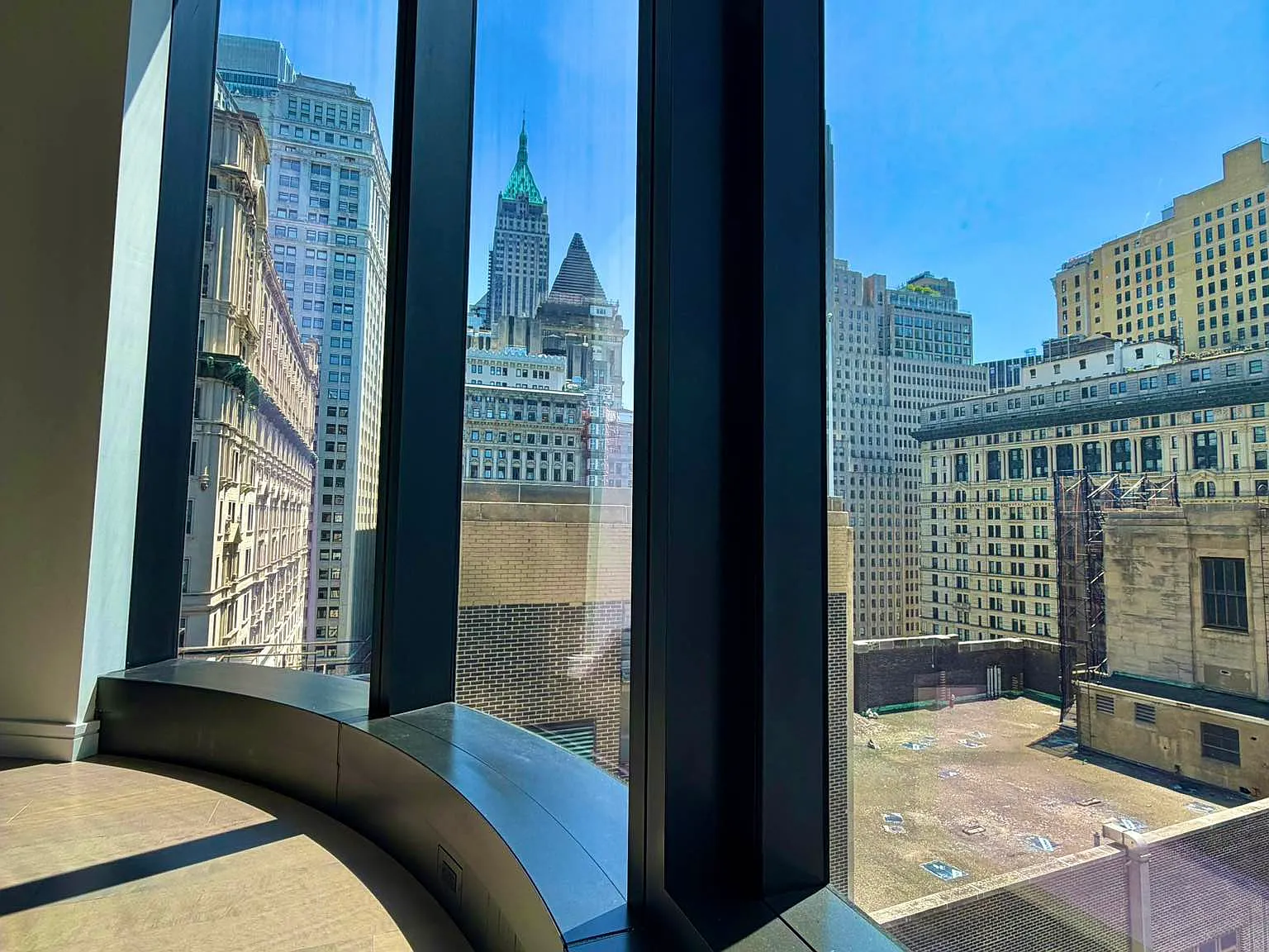125 Greenwich Street — Photo 2