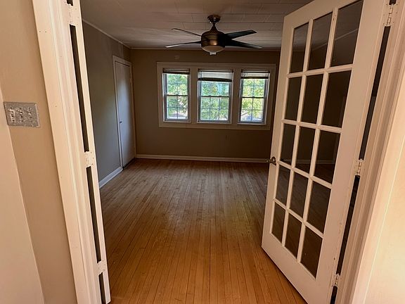 2nd image of 2021 N 54th St