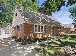 4201 N 89th St, Milwaukee, WI 53222