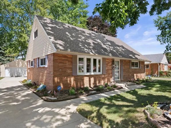 4201 N 89th STREET, Milwaukee, WI 53222