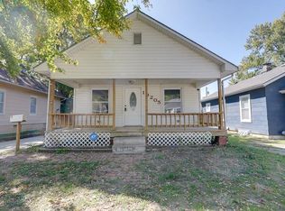 10205 E 9th St S, Independence, MO 64053