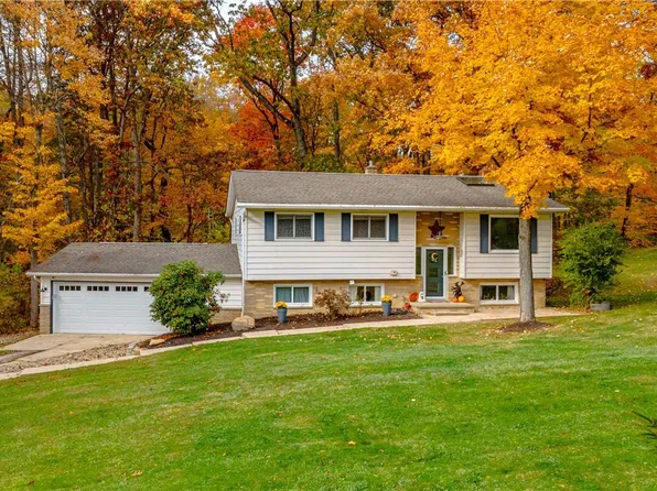 823 W Highland Rd, Northfield, OH 44067
