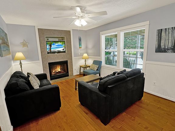 5th image of 265 Bunchberry Way
