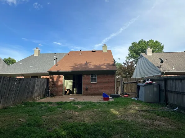 1773 Beaver Trail Dr, Cordova, TN 38016
