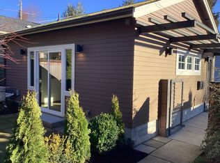 2632 46th Ave SW, Seattle, WA 98116