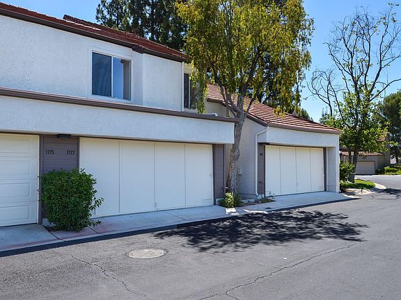 4th image of 1117 N Via Colinas