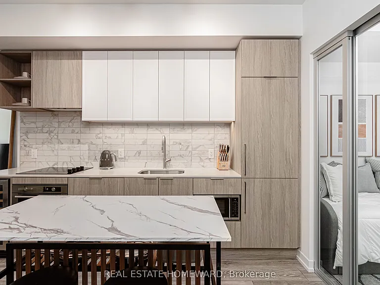 2020 Bathurst St #502 — Photo 13