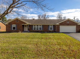 1520 Green Hills Rd, Lexington, KY 40505