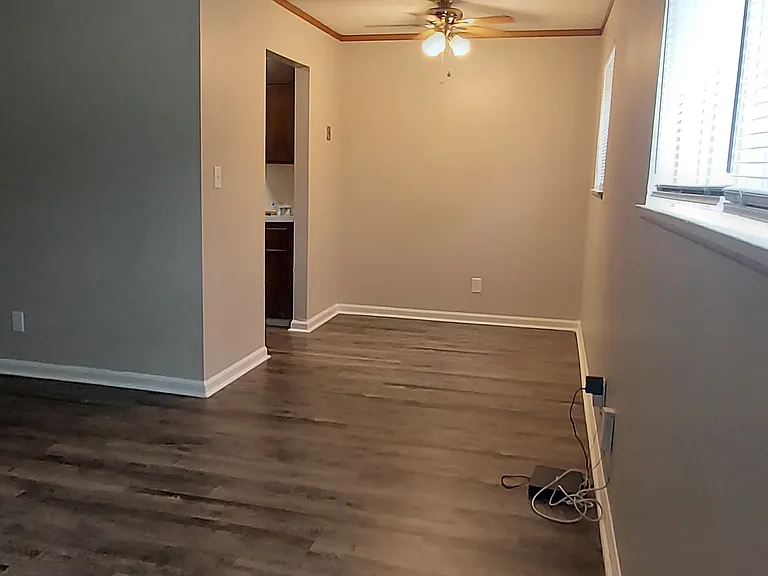 5725 Leavenworth Rd #8 — Photo 29