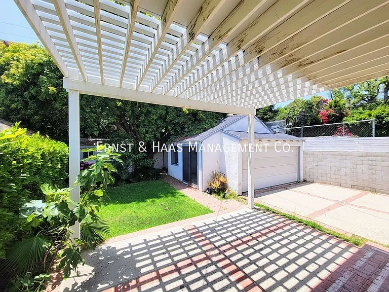 2227 Camden Ave — Photo 39