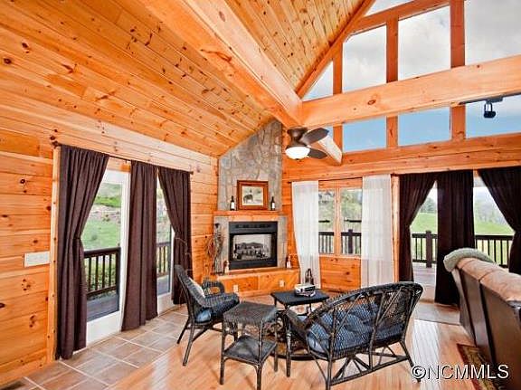2nd image of 81 Setaspell Dr