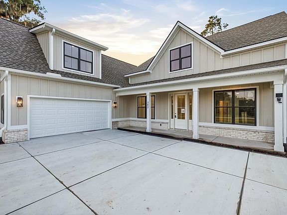 3rd image of 382 Ridge Rd.