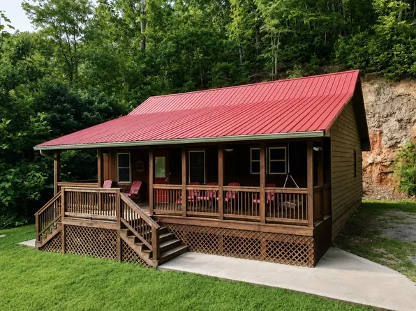 3000 Highwater Rd, Waverly, TN 37185