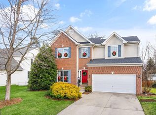 21340 Marsh Creek Dr, Ashburn, VA 20148