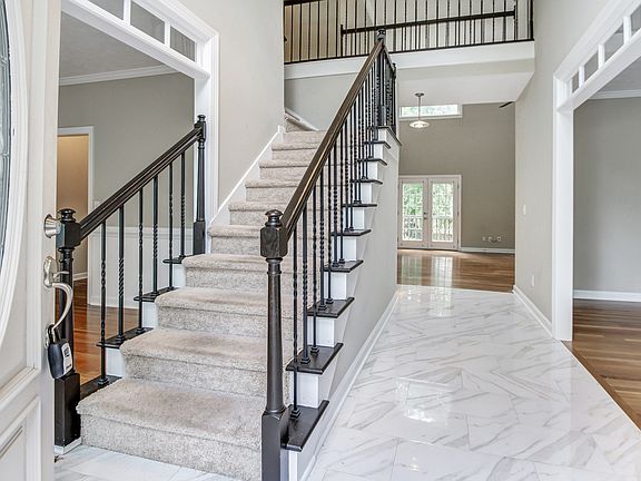 5th image of 3632 Galdway Dr