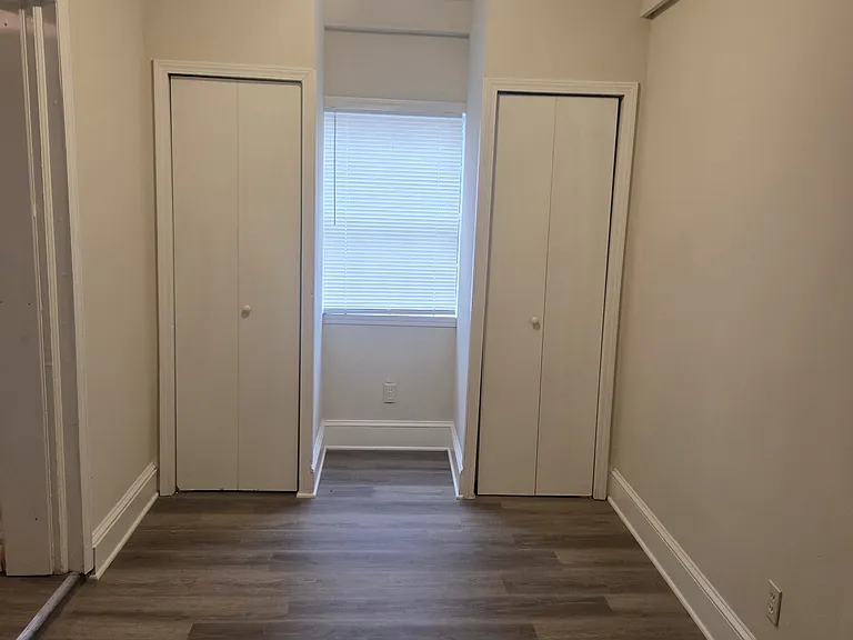 1 Woodmont Ln — Photo 4