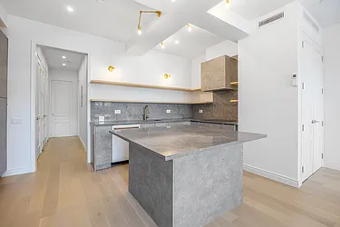 Rented by Gazal International Brokerage Group